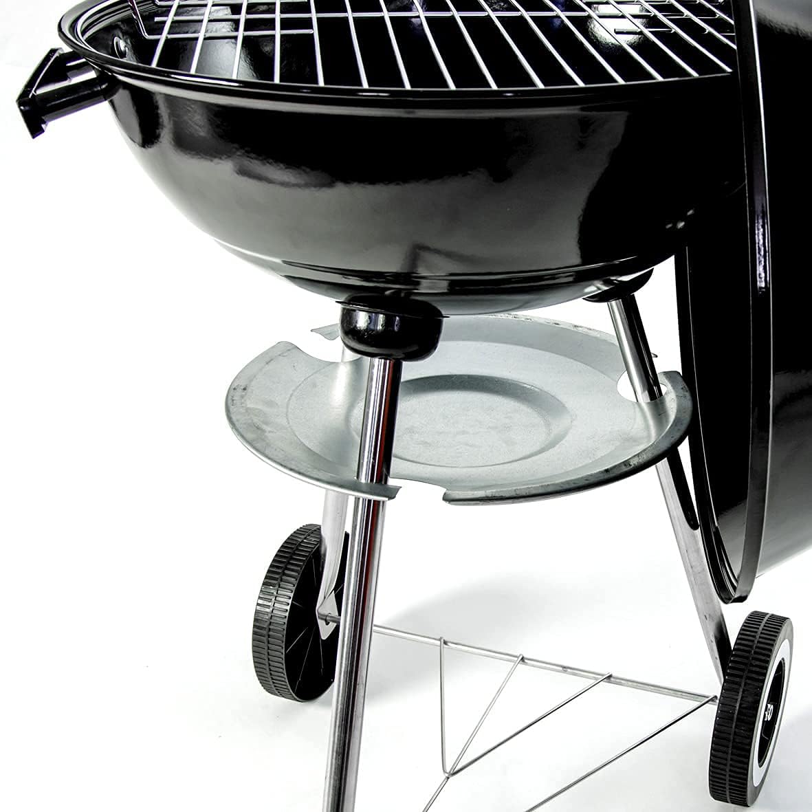 BBQ ROUND KETTLE ON WHEELS